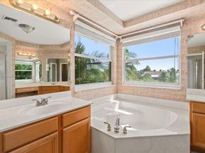 5095 NW 57th Way, Coral Springs FL 33067