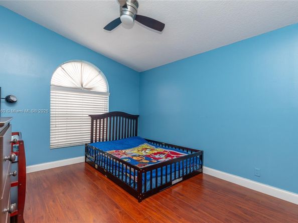 1750 NW 127th Way, Coral Springs FL 33071