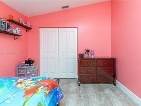 1750 NW 127th Way, Coral Springs FL 33071