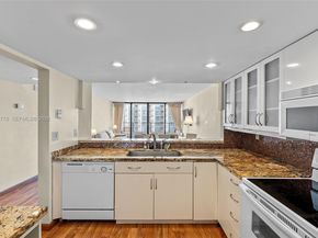 555 NE 15th St 14G, Miami FL 33132