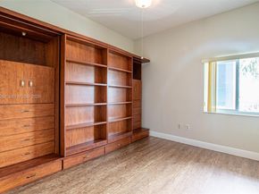 7592 Granville Dr 411, Tamarac FL 33321