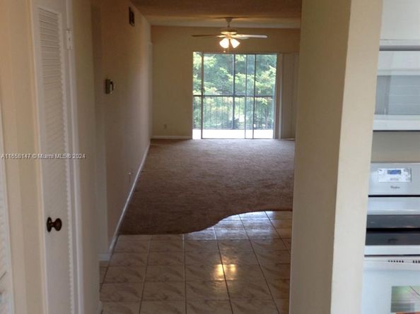 6201 N Falls Cir Dr 311, Lauderhill FL 33319