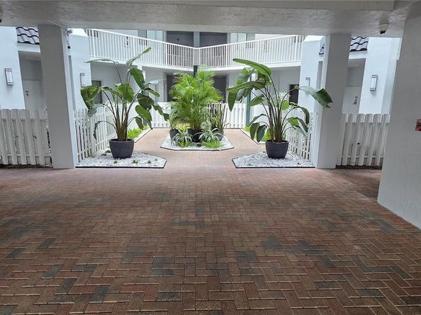 10700 NW 66th St 414, Doral FL 33178