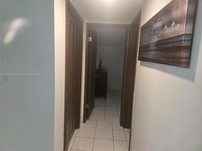 1001 Hillcrest Ct 302, Hollywood FL 33021