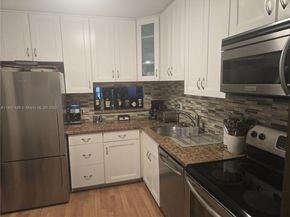 1001 Hillcrest Ct 302, Hollywood FL 33021