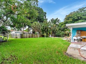 950 SW 30th St, Fort Lauderdale FL 33315