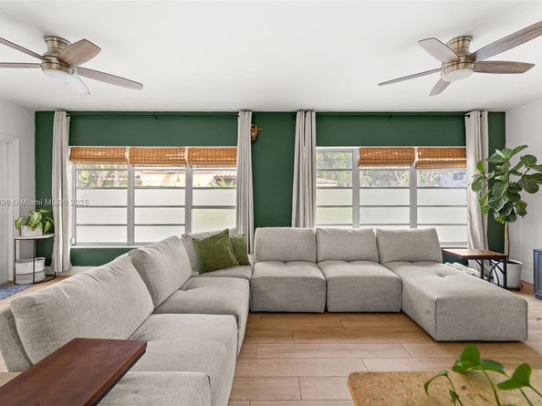 411 Malaga Ave, Coral Gables FL 33134