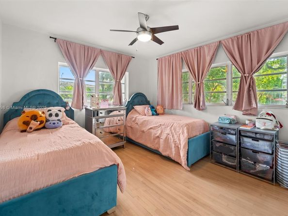 411 Malaga Ave, Coral Gables FL 33134