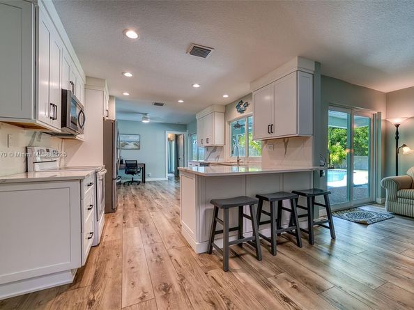 635 NE 15th Pl, Boynton Beach FL 33435
