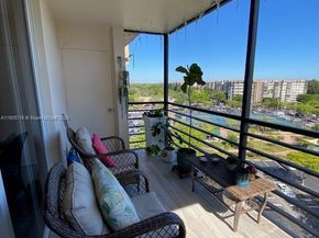 1100 Saint Charles Pl PH15, Pembroke Pines FL 33026