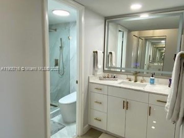 1100 Saint Charles Pl PH15, Pembroke Pines FL 33026