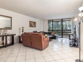 141 SW 96th Ter 204, Plantation FL 33324
