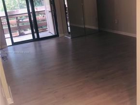 141 SW 96th Ter 204, Plantation FL 33324