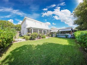 3076 SE 4th Ct, Homestead FL 33033