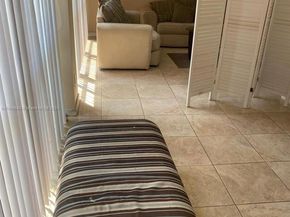 800 Parkview Dr 104, Hallandale Beach FL 33009