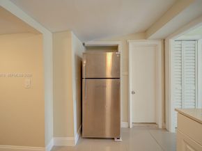 829 NW 56th St, Miami FL 33127