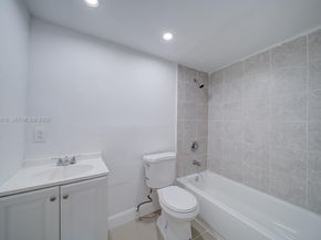 829 NW 56th St, Miami FL 33127