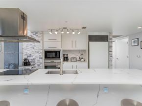 485 Brickell Ave 2502, Miami FL 33131