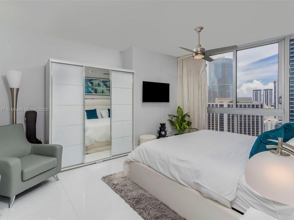 485 Brickell Ave 2502, Miami FL 33131