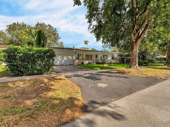 1431 Ancona Ave, Coral Gables FL 33146