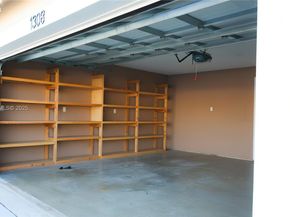 1308 SW 181st Ave, Pembroke Pines FL 33029