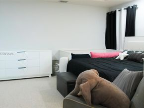 1308 SW 181st Ave, Pembroke Pines FL 33029