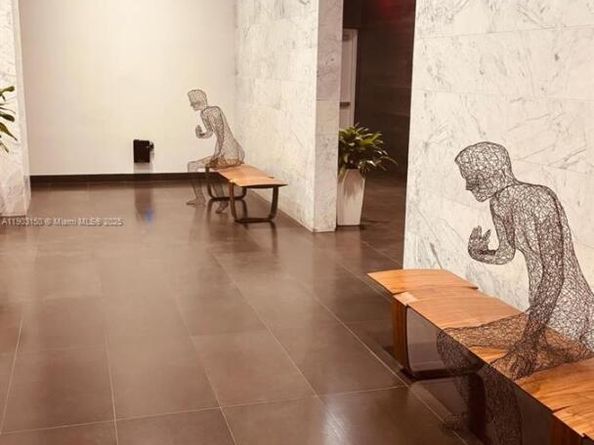 1600 NE 1st Ave 1611, Miami FL 33132