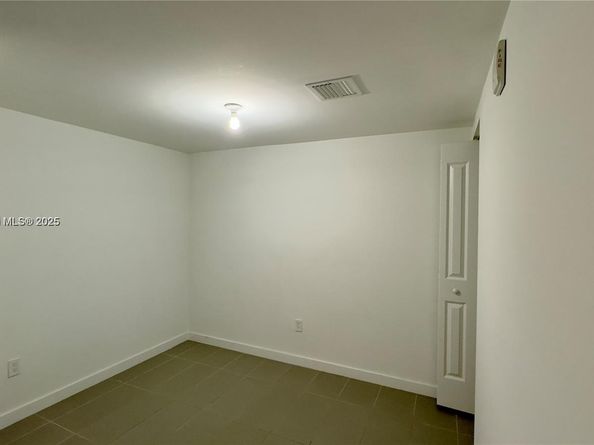 1600 NE 1st Ave 1611, Miami FL 33132