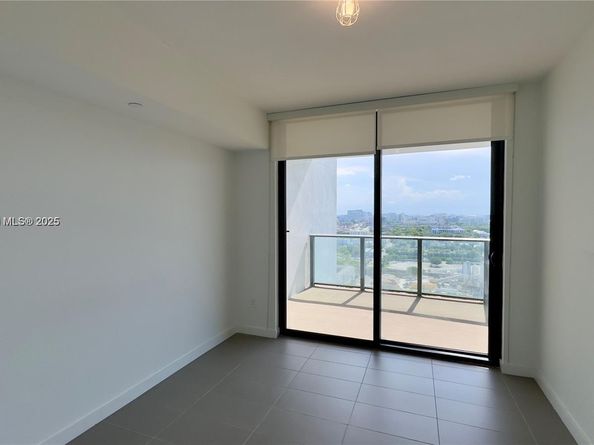 1600 NE 1st Ave 1611, Miami FL 33132