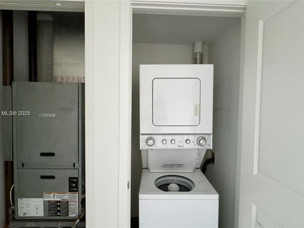 1600 NE 1st Ave 1611, Miami FL 33132