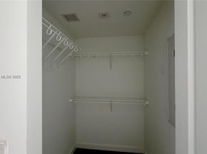 1600 NE 1st Ave 1611, Miami FL 33132