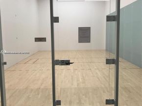 1600 NE 1st Ave 1611, Miami FL 33132