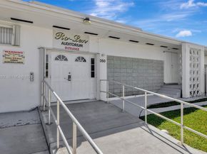 800 SW 10th Ter 11T, Hallandale Beach FL 33009