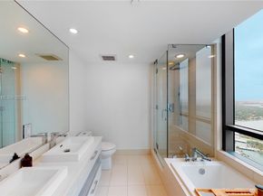 650 NE 32nd St 4607, Miami FL 33137