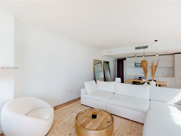 650 NE 32nd St 4607, Miami FL 33137