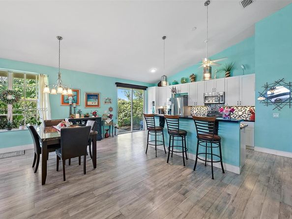 12960 Oak Knoll Drive, Palm Beach Gardens FL 33418