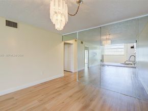 7450 NW 17th St 205, Plantation FL 33313