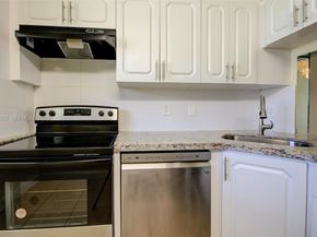 7450 NW 17th St 205, Plantation FL 33313