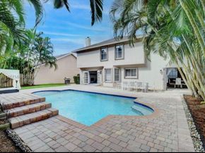 12980 Blue Lake Dr, Wellington FL 33414