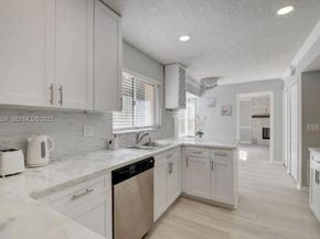 12980 Blue Lake Dr, Wellington FL 33414