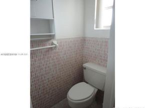 680 Miller Dr W402, Miami Springs FL 33166
