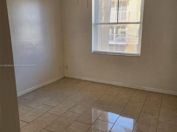 1450 SE 3rd Ave 208, Dania Beach FL 33004