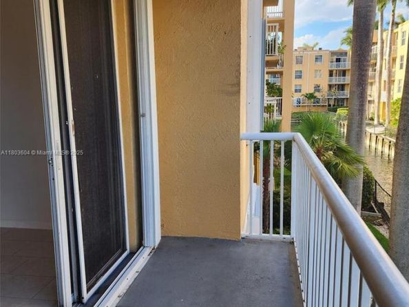 1450 SE 3rd Ave 208, Dania Beach FL 33004