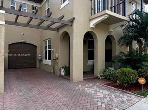 6923 Julia Gardens Dr, Coconut Creek FL 33073