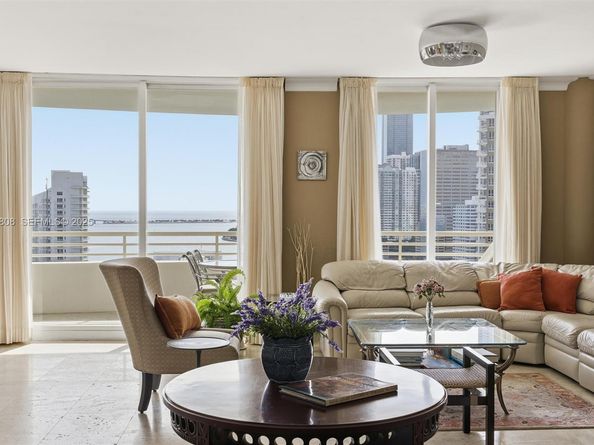 888 Brickell Key Dr 1903, Miami FL 33131