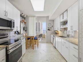 888 Brickell Key Dr 1903, Miami FL 33131