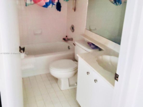 2009 SE 27th Dr 1015B, Homestead FL 33035