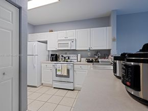 3335 NE 13th Cir Dr 10527, Homestead FL 33033