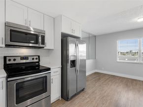 4025 Yarmouth B 4025, Boca Raton FL 33434