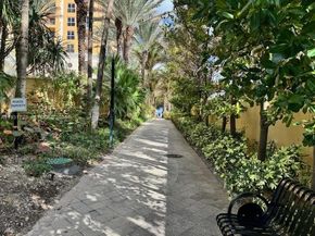 17555 Atlantic Blvd 1205, Sunny Isles Beach FL 33160